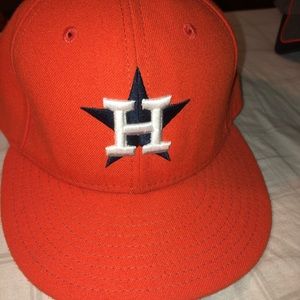 New Era Houston Astros hat 7 1/2” Great condition